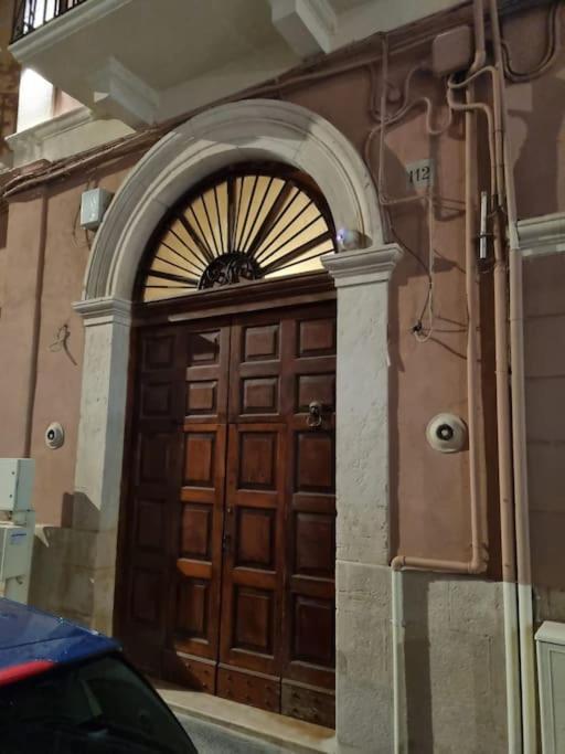 Il Botticino Appartamento Nel Cuore Di Bari Exterior photo